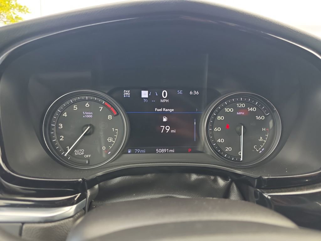 Used 2023 Cadillac XT6 Premium Luxury w/ Technology Package AWD/4WD image 15