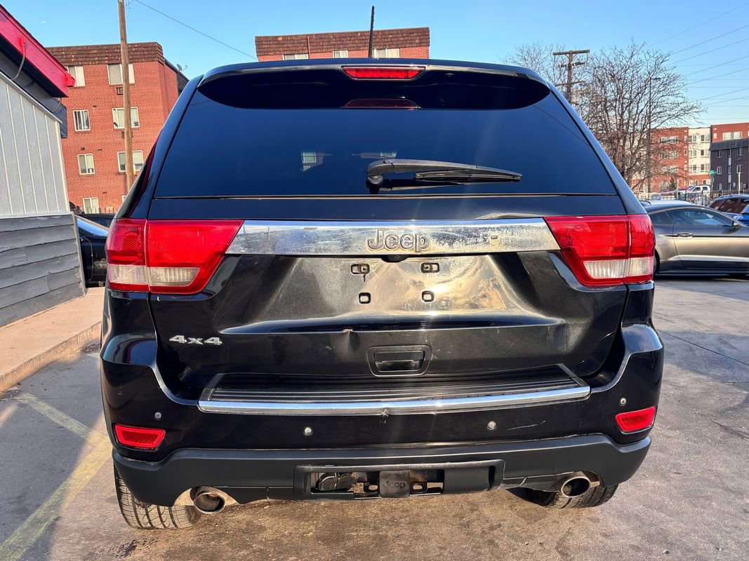 Used 2012 Jeep Grand Cherokee Overland image 5