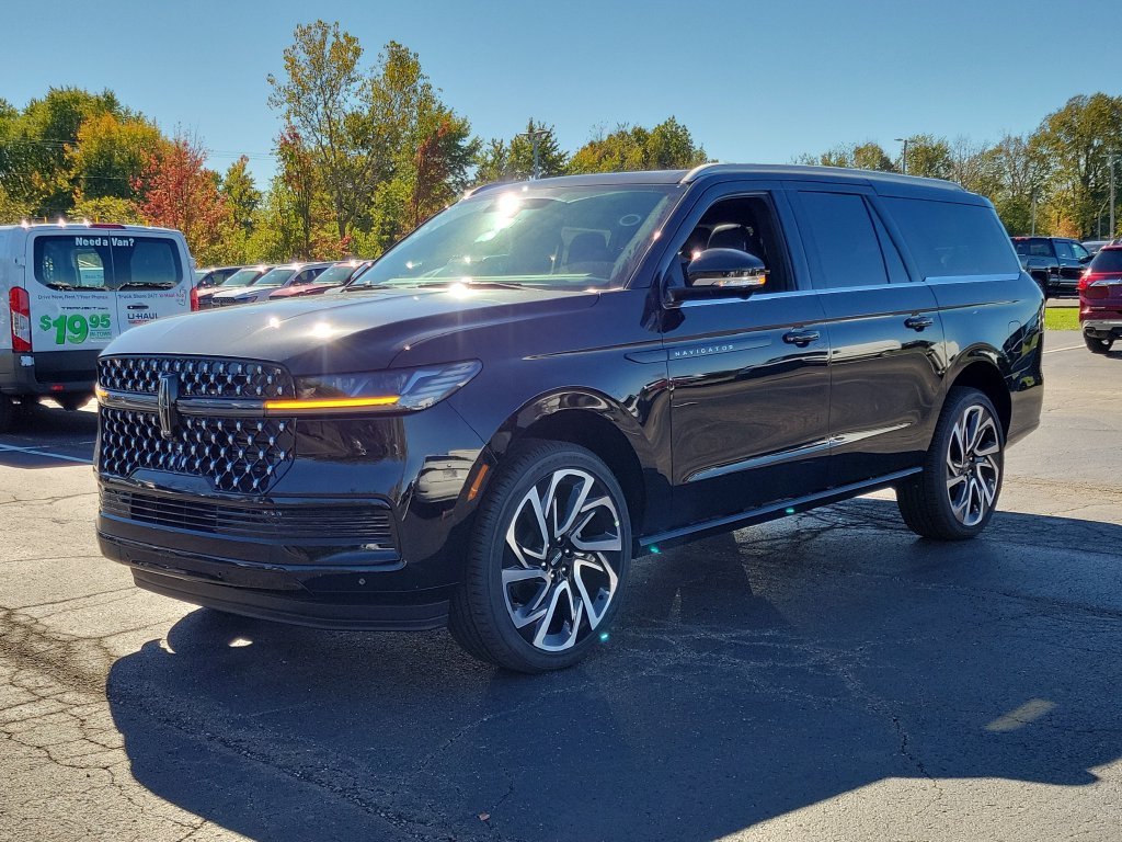 New 2027 Lincoln Navigator L Black Label AWD/4WD image 8
