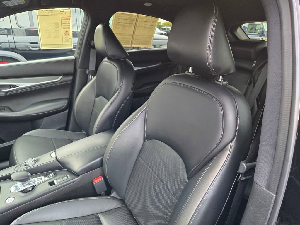 Used 2023 INFINITI QX55 Essential image 15