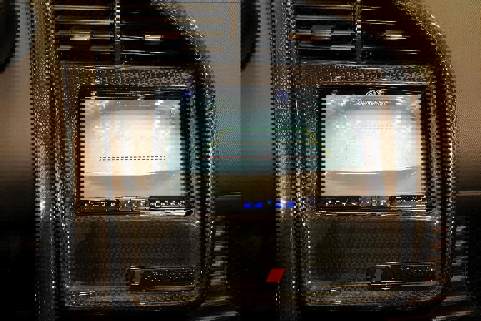 Used 2011 Audi R8 V10 image 25