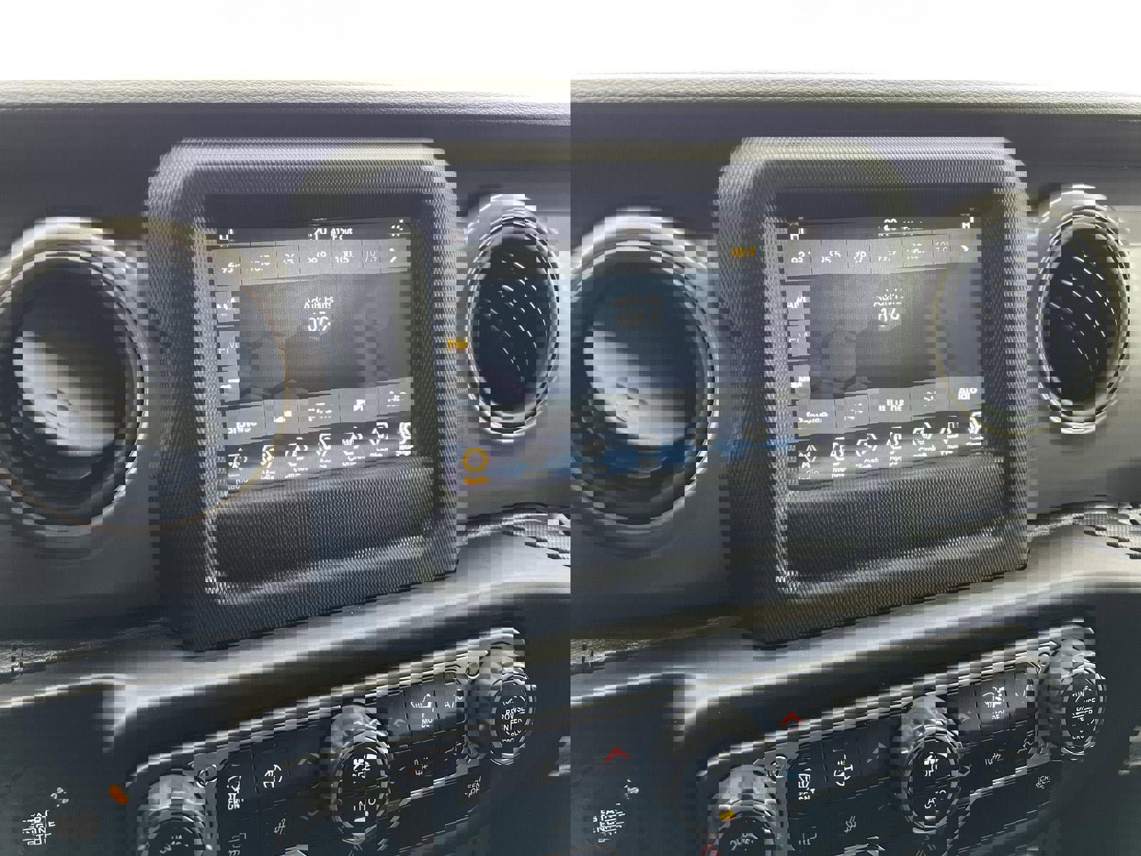 Used 2021 Jeep Wrangler Unlimited Sport image 13