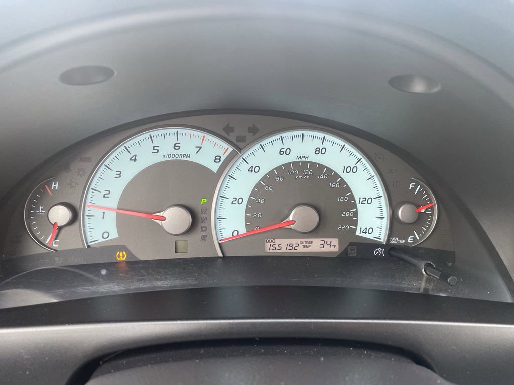 Used 2011 Toyota Camry SE w/ SE Extra-Value Pkg #1 FWD image 12