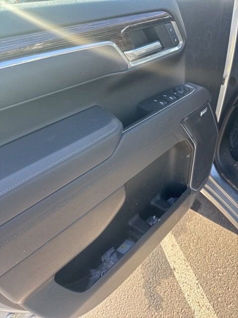 Used 2025 GMC Sierra 1500 Elevation image 12