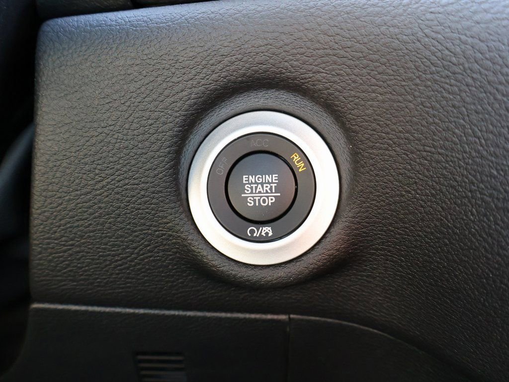 New 2026 Chrysler Pacifica Select FWD image 31