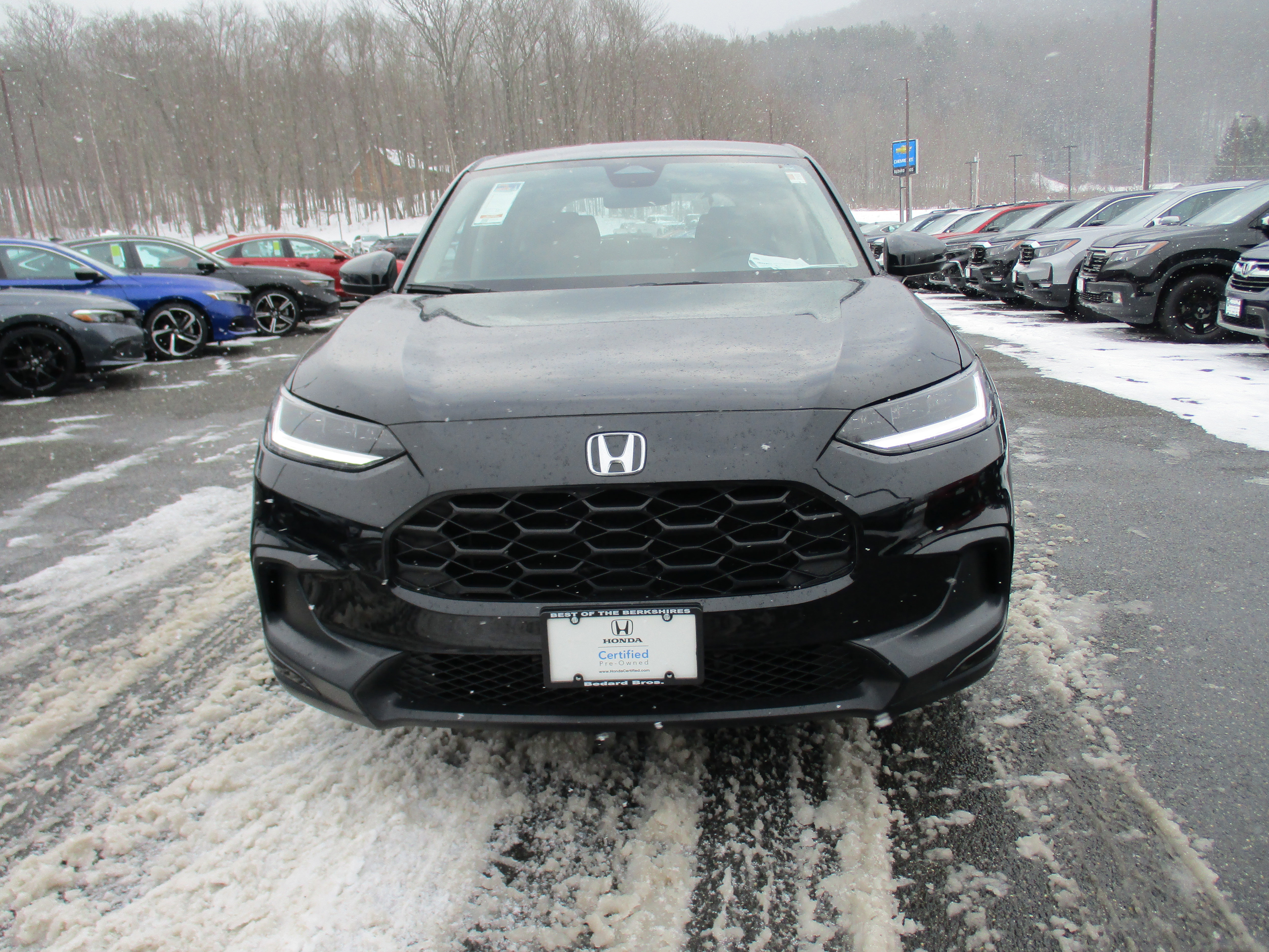 Certified 2023 Honda HR-V LX image 2