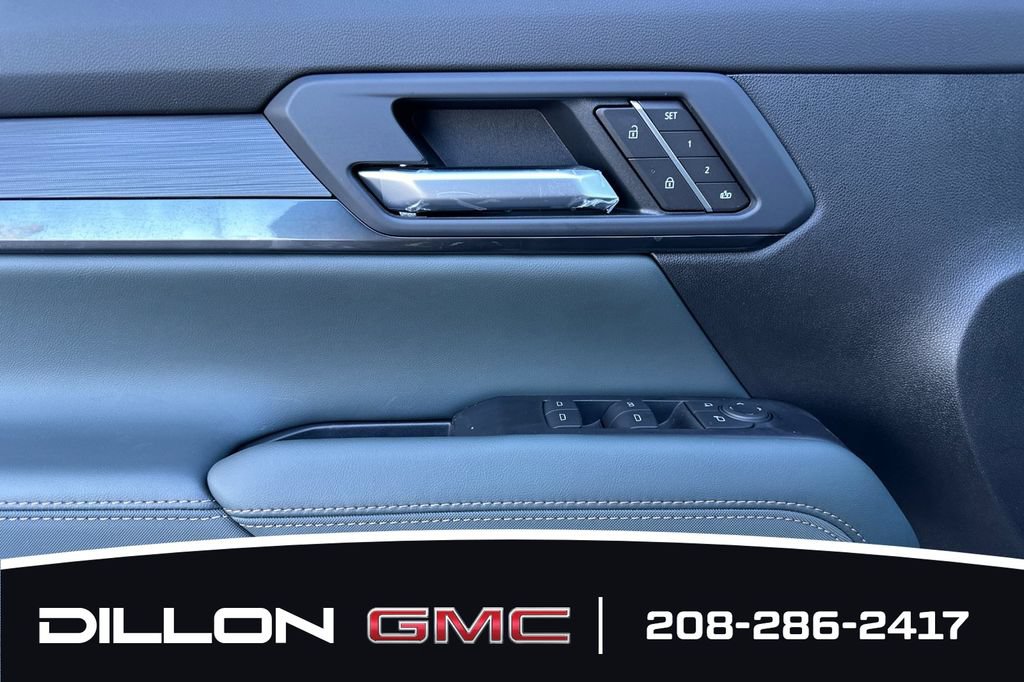 New 2026 GMC Terrain AT4 w/ Convenience Package III AWD/4WD image 13