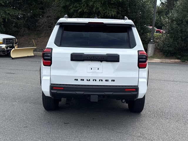 Used 2025 Toyota 4Runner TRD Sport AWD/4WD image 3