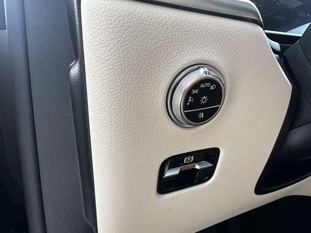 Certified 2024 Mercedes-Benz GLC 300 4MATIC image 33