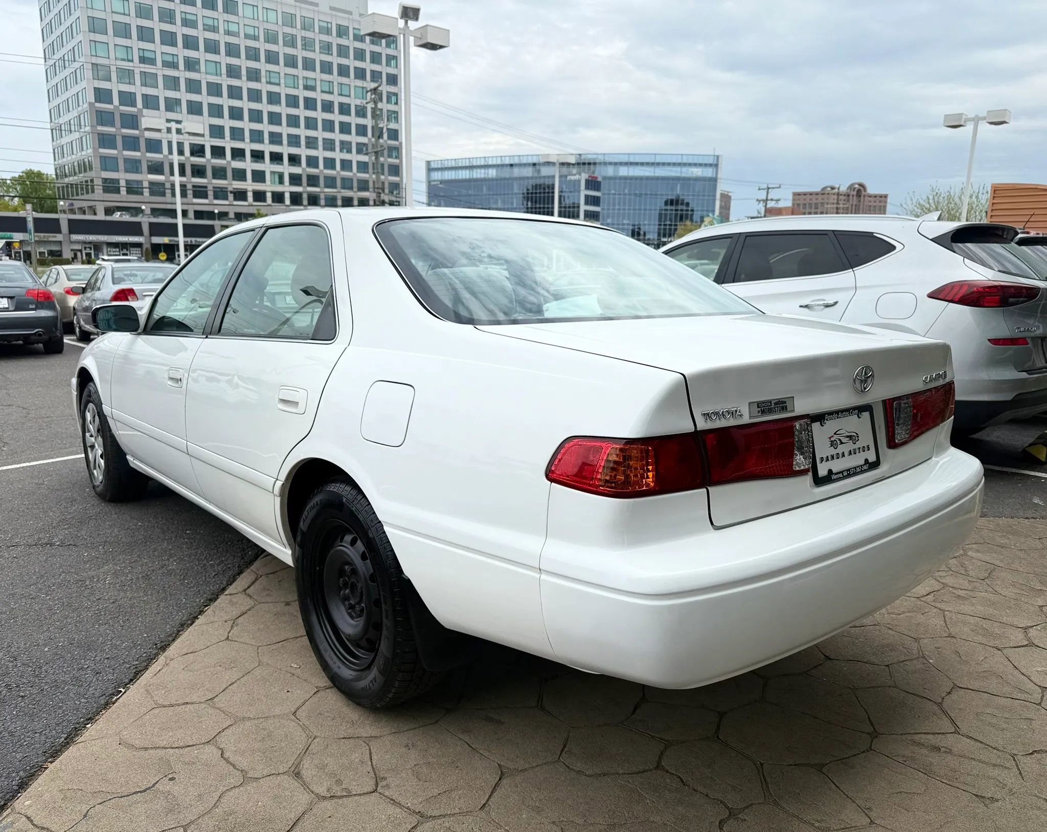 Used 2001 Toyota Camry CE FWD image 5