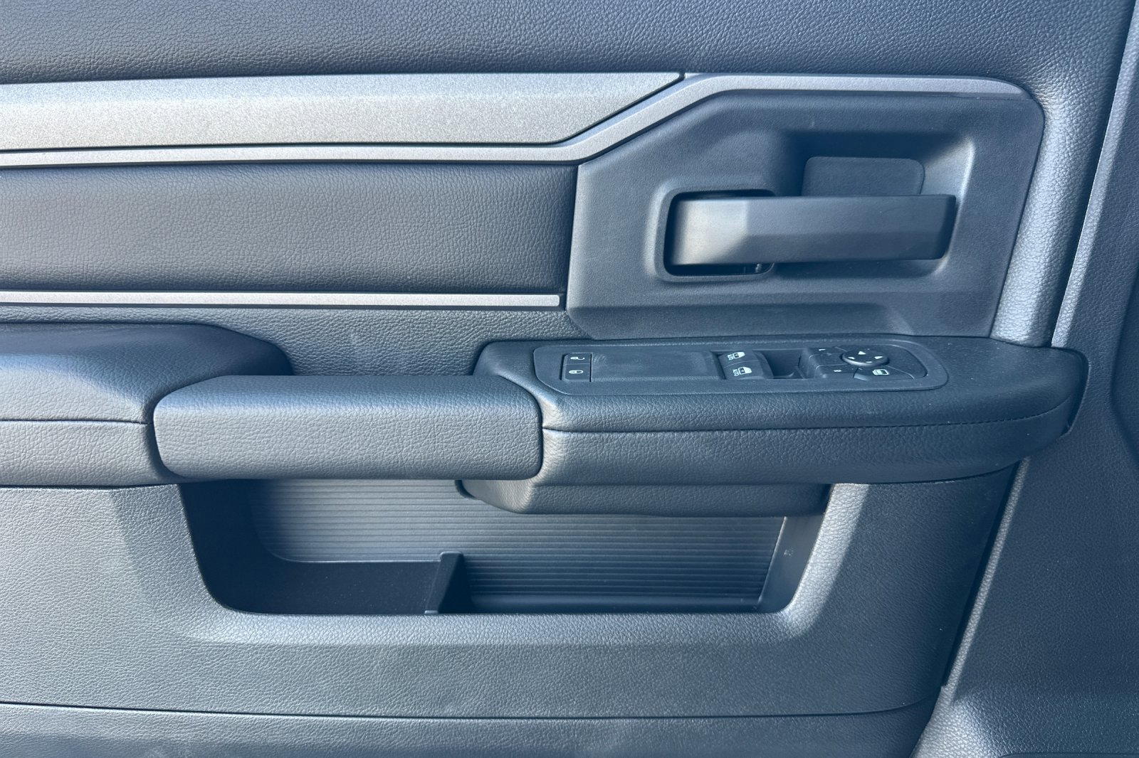 New 2025 RAM 5500 Tradesman image 10