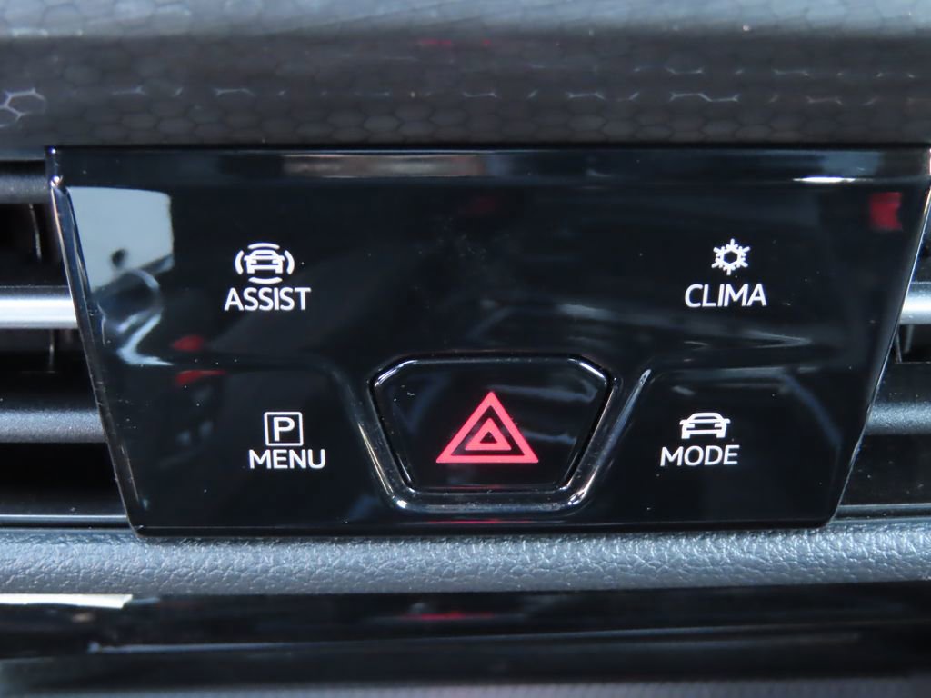 Used 2023 Volkswagen GTI 40th Anniversary Edition image 10