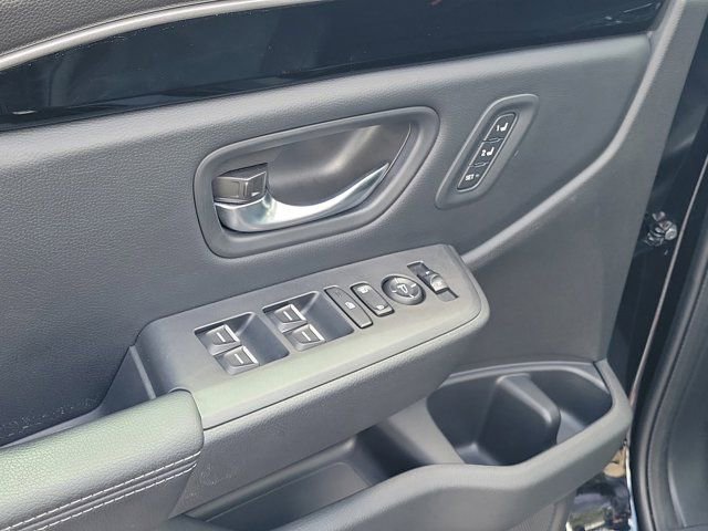 Used 2023 Honda Pilot Touring image 19