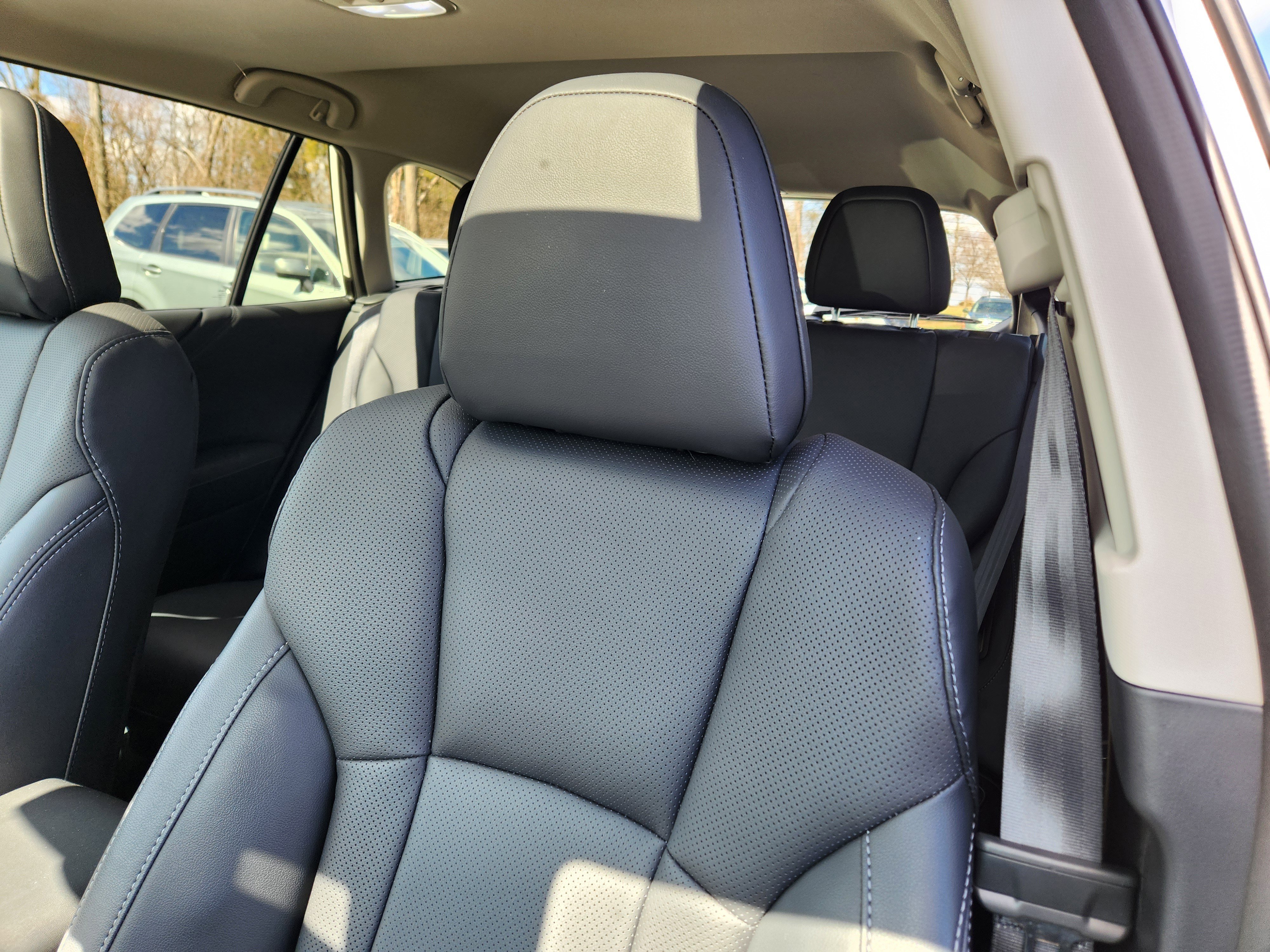 Certified 2025 Subaru Outback Limited image 11