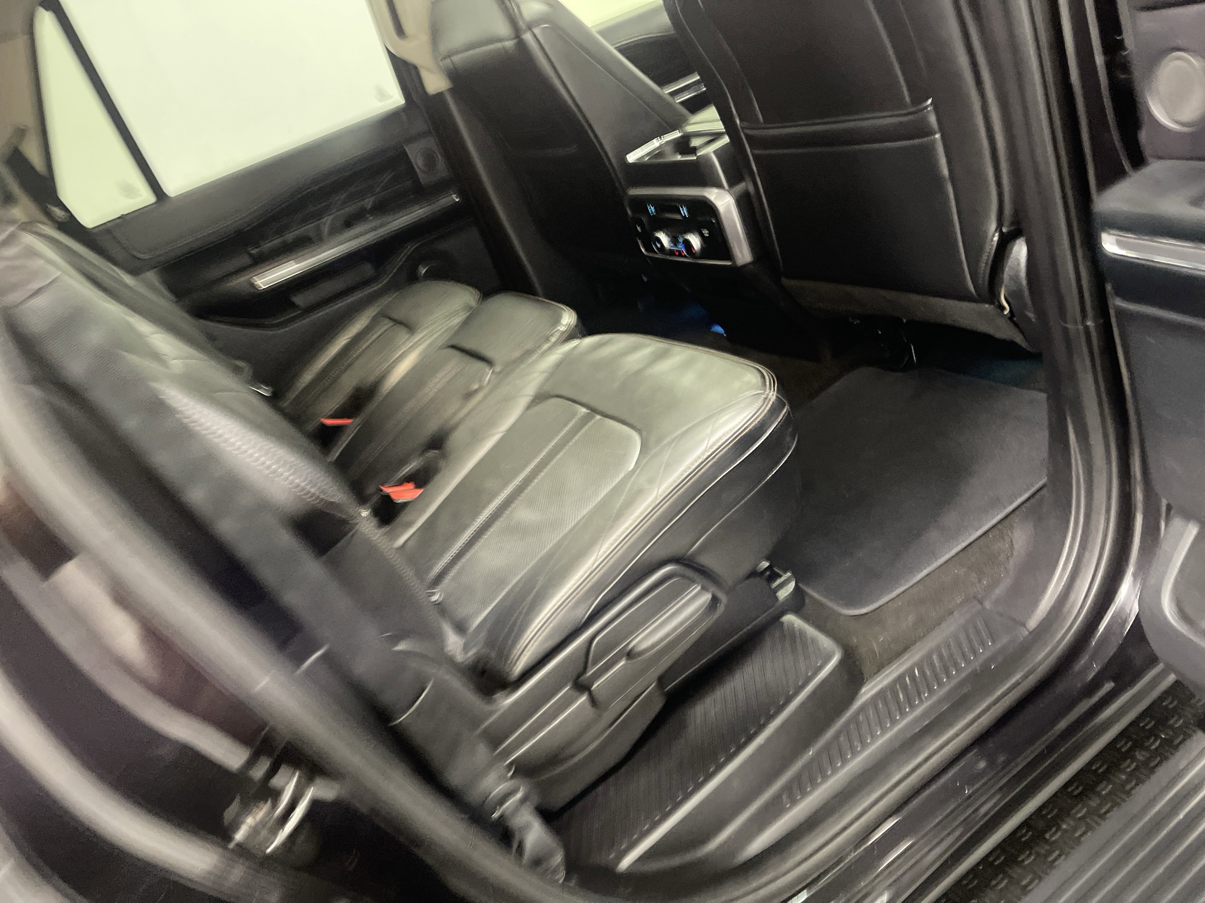 Used 2019 Ford Expedition Max Platinum image 22