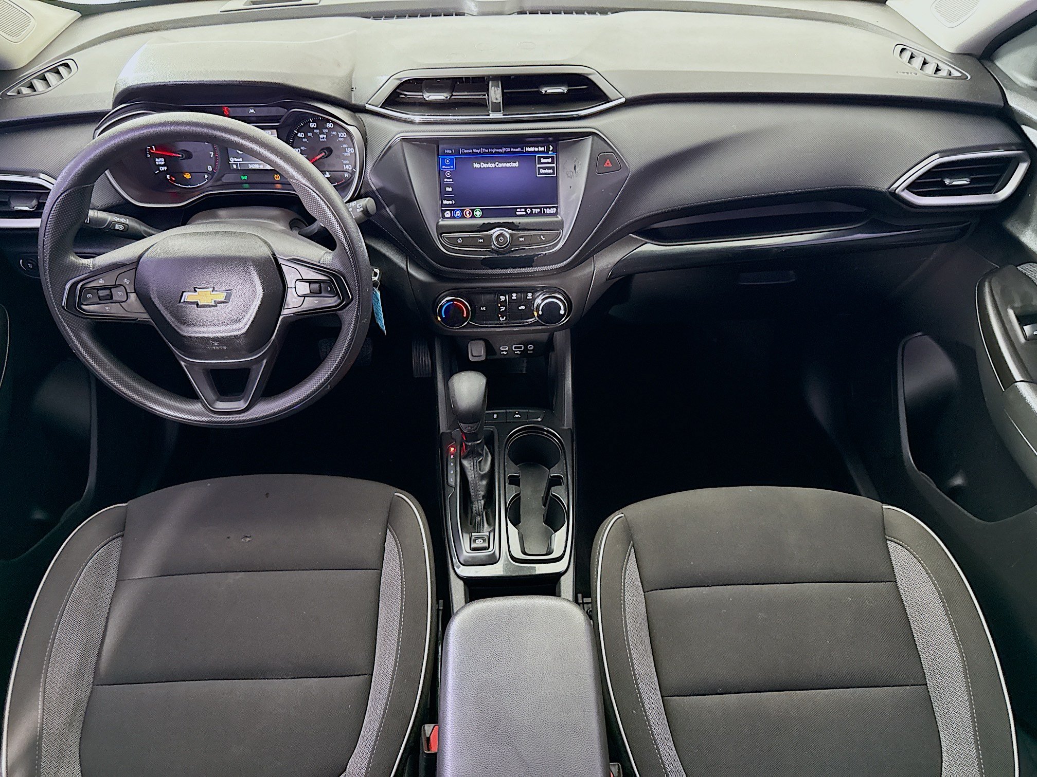 Used 2023 Chevrolet TrailBlazer LS FWD image 24