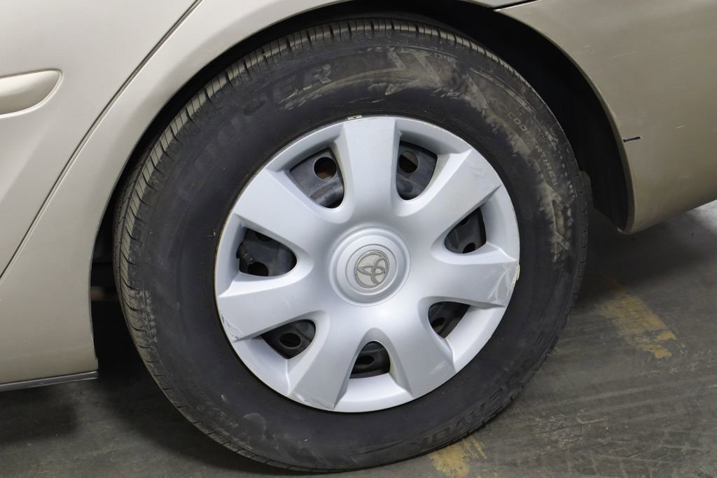 Used 2003 Toyota Camry LE image 23