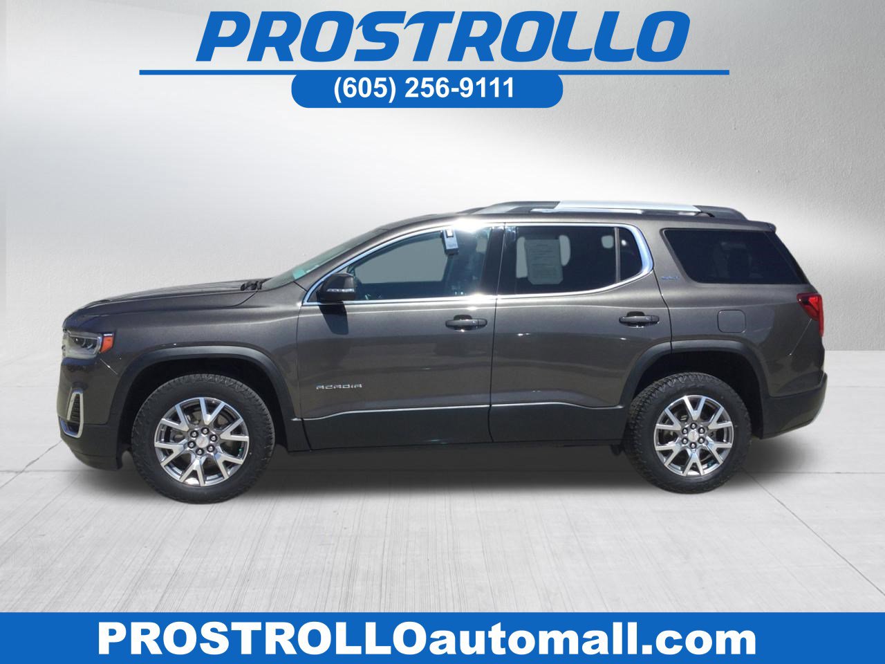 Used 2020 GMC Acadia SLT image 1