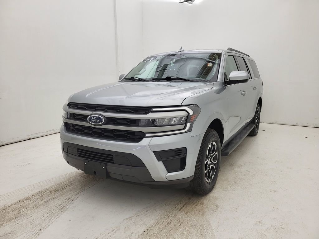 Used 2024 Ford Expedition Max XLT image 29