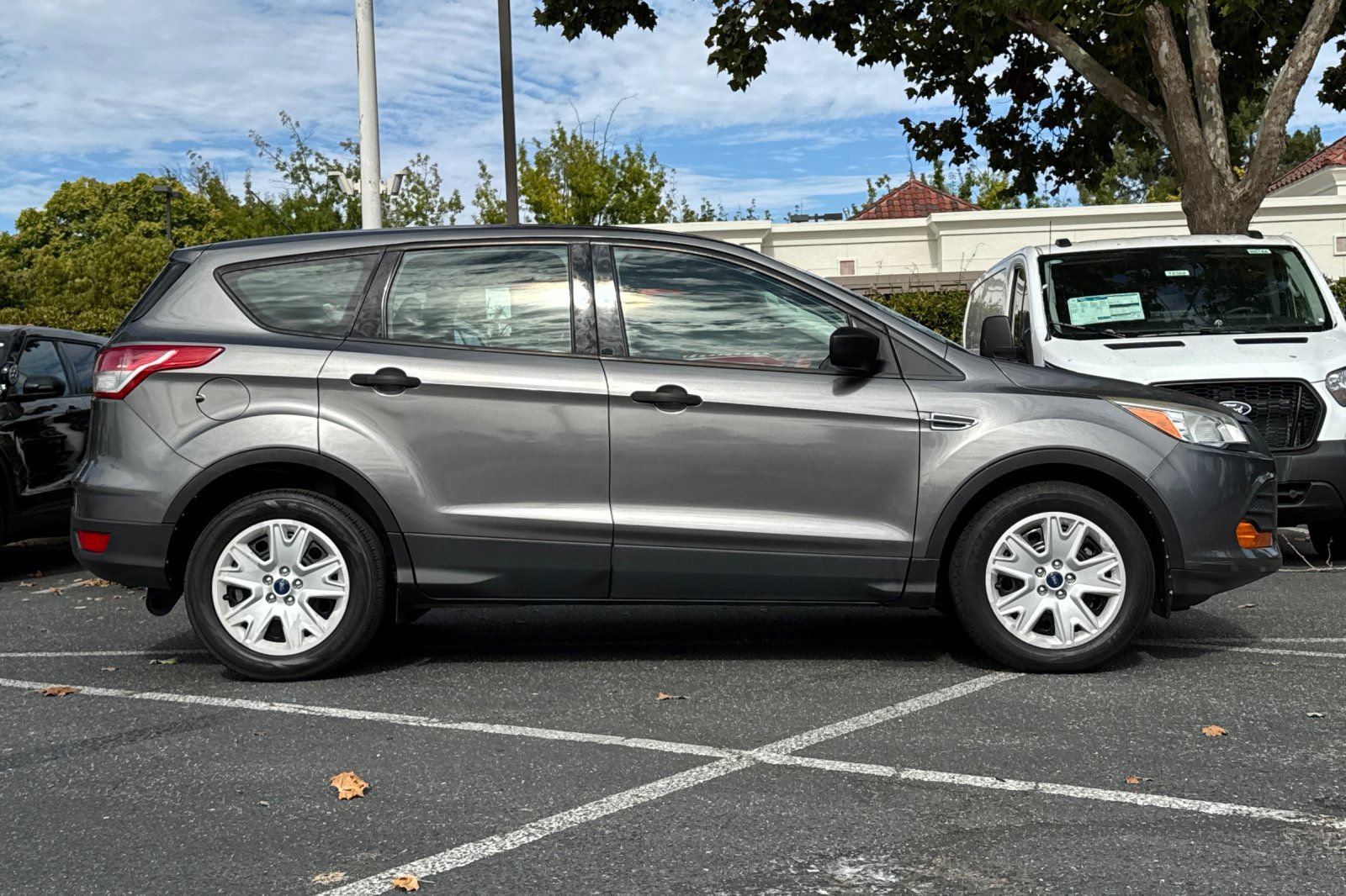 Used 2014 Ford Escape S FWD image 3