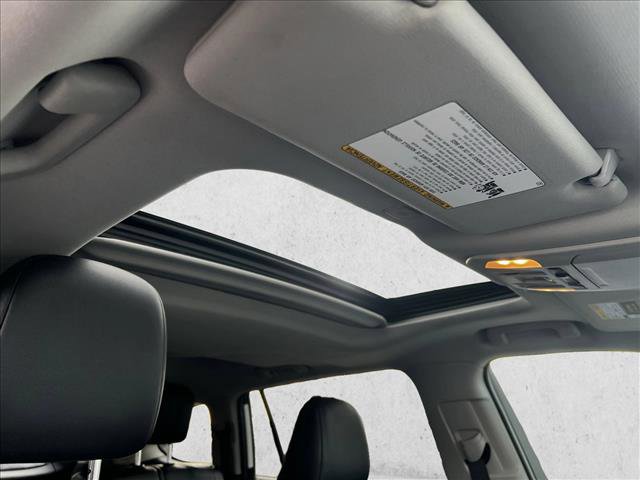 Certified 2025 Toyota Highlander XLE image 25