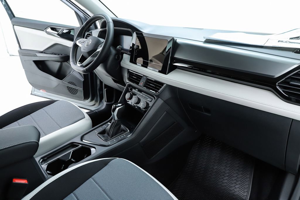 New 2026 Volkswagen Taos S image 69