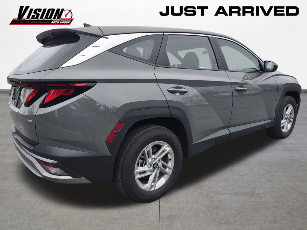 Certified 2025 Hyundai Tucson SE AWD/4WD image 5