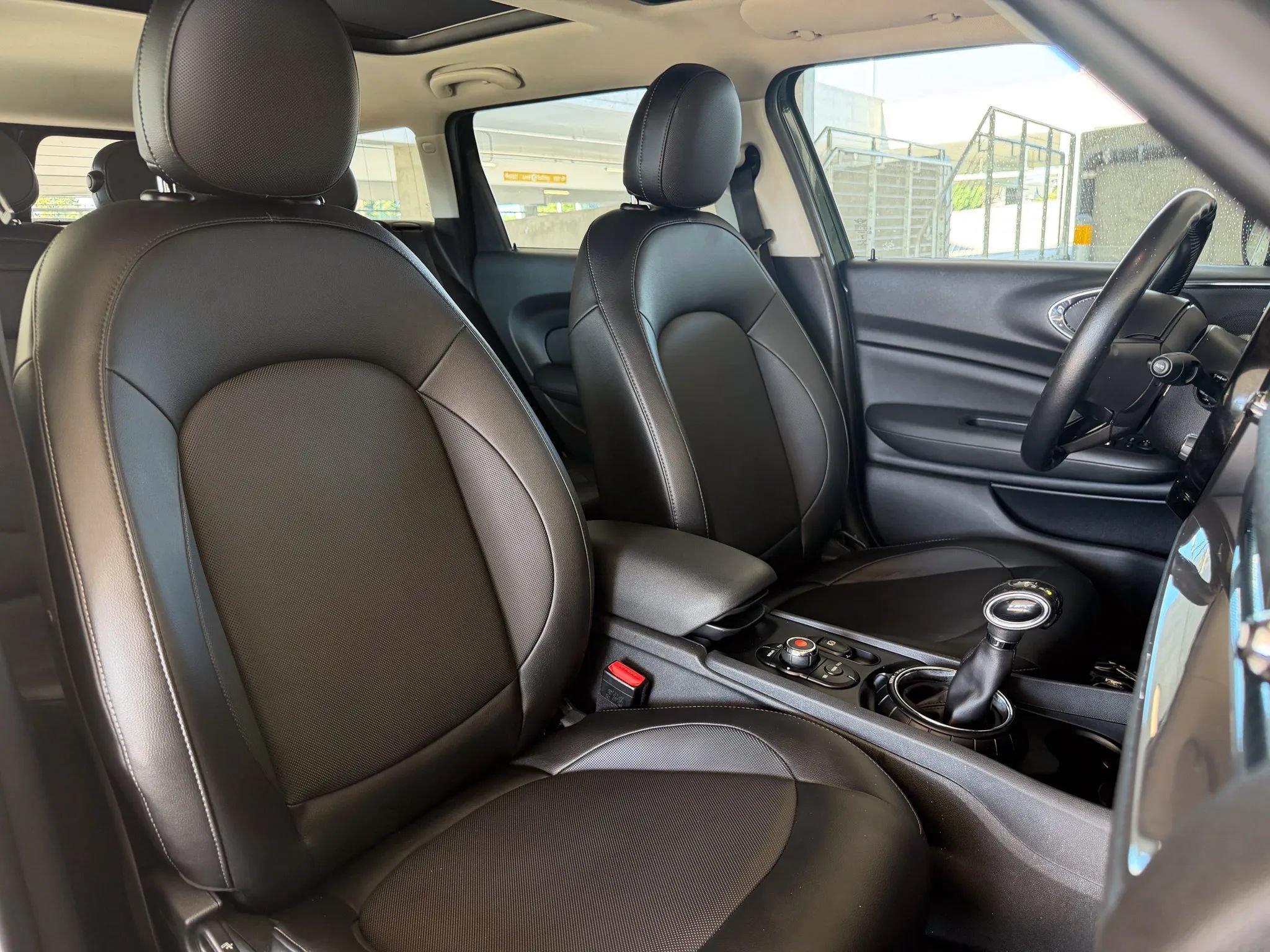 Used 2017 MINI Cooper Clubman ALL4 AWD/4WD image 25