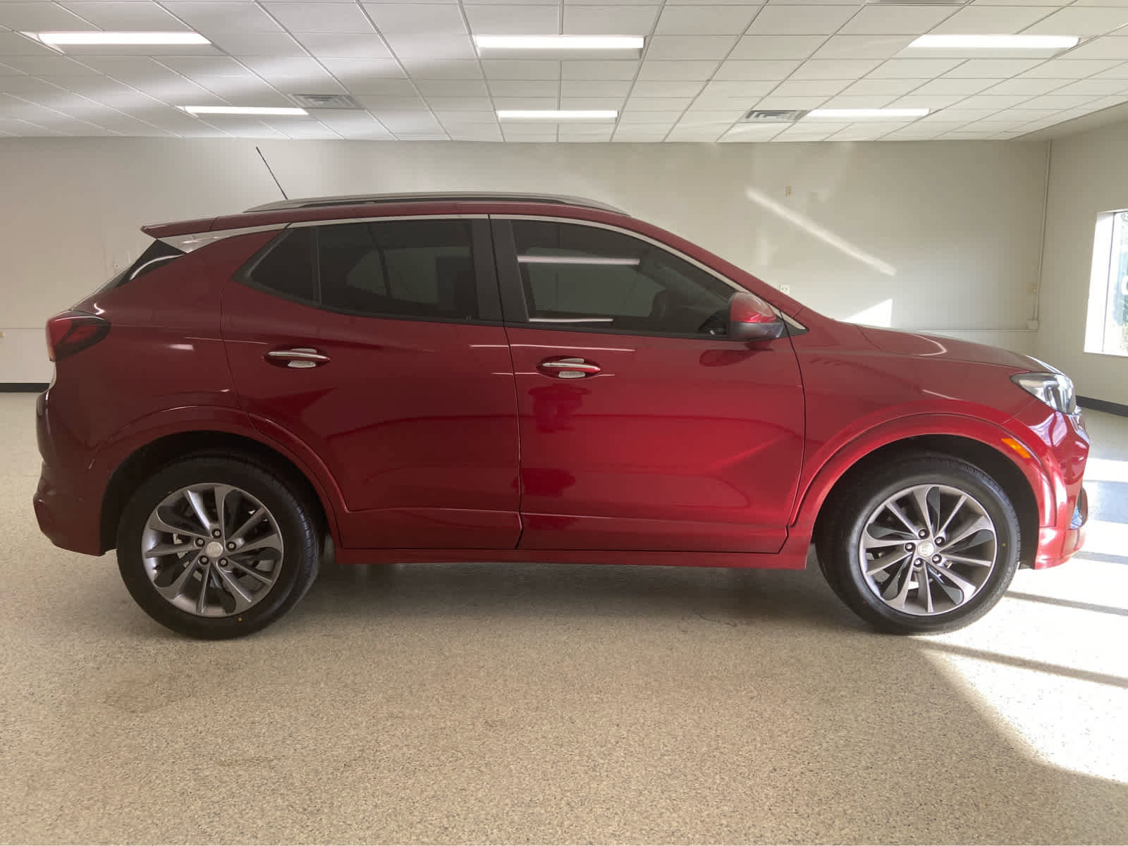 Used 2022 Buick Encore GX Select w/ Sport Touring Package image 4