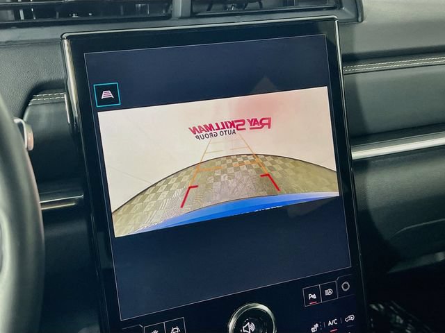 Used 2026 GMC Terrain Elevation w/ Elevation Premium Package FWD image 19