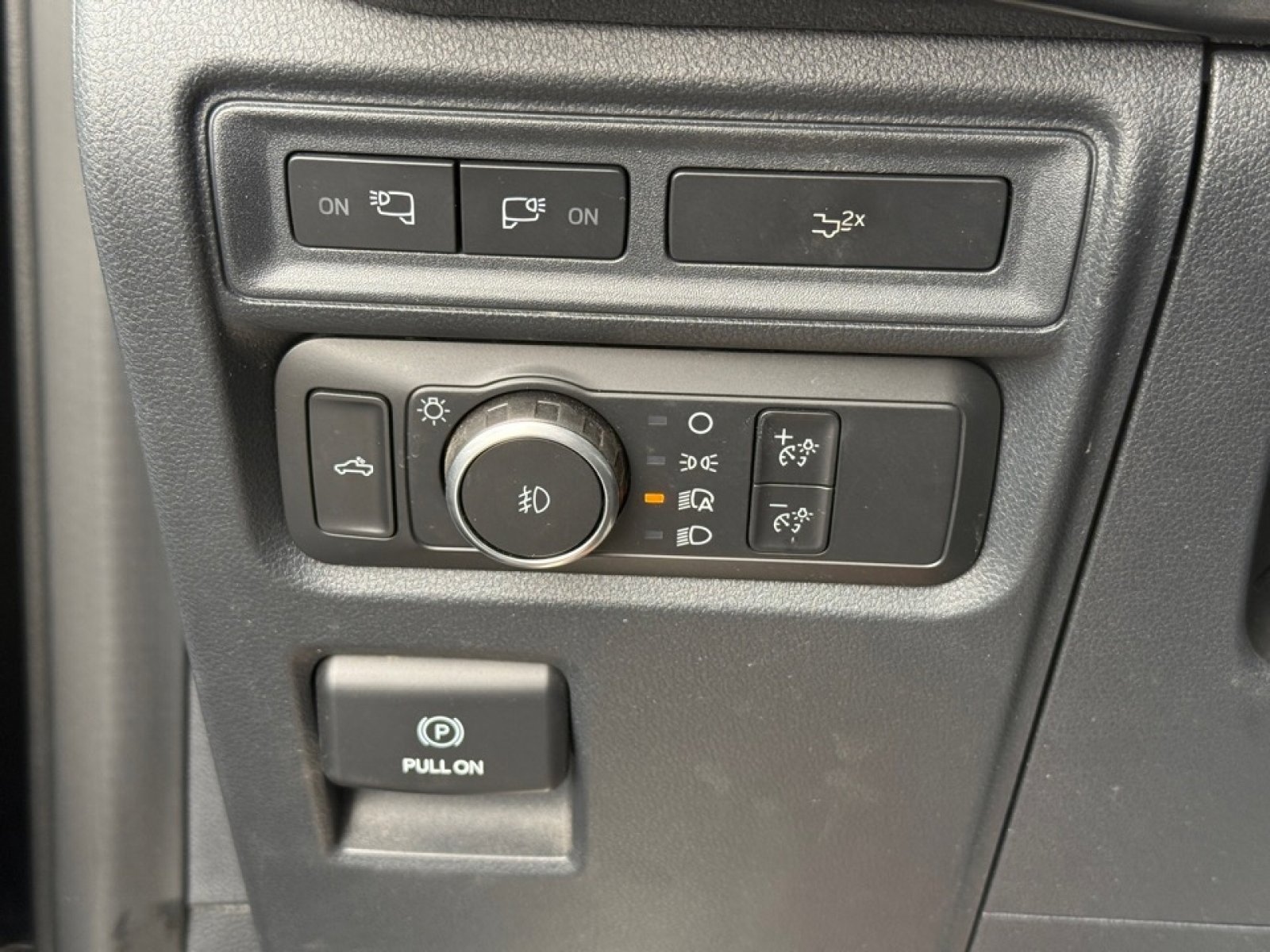 Used 2022 Ford F150 XLT w/ Equipment Group 302A High image 35