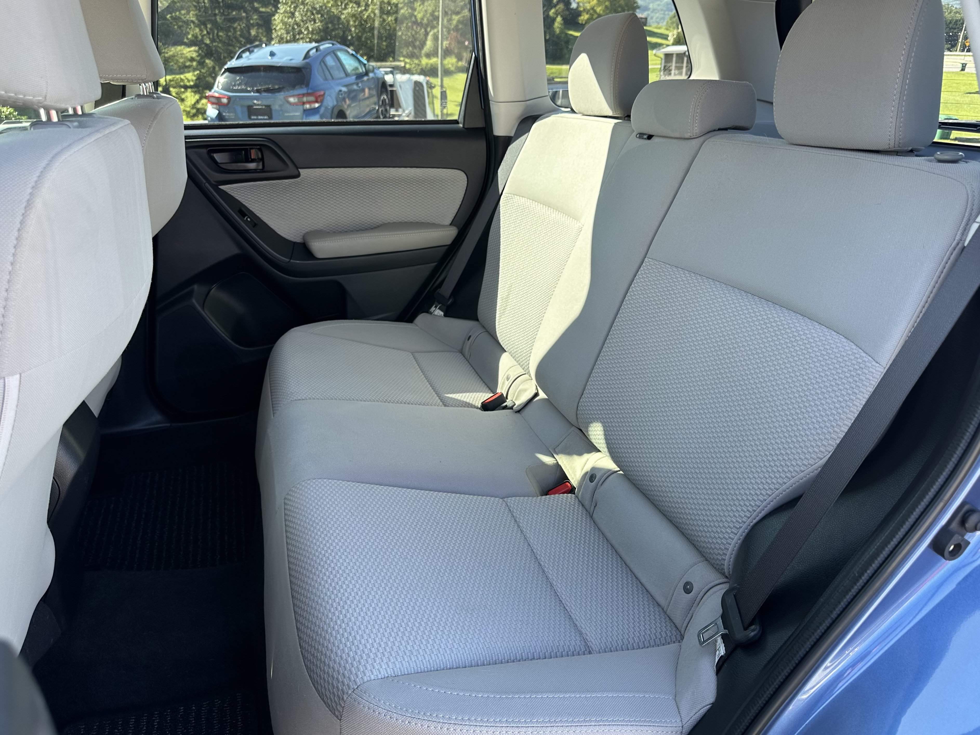 Used 2018 Subaru Forester 2.5i w/ Alloy Wheel Package AWD/4WD image 12