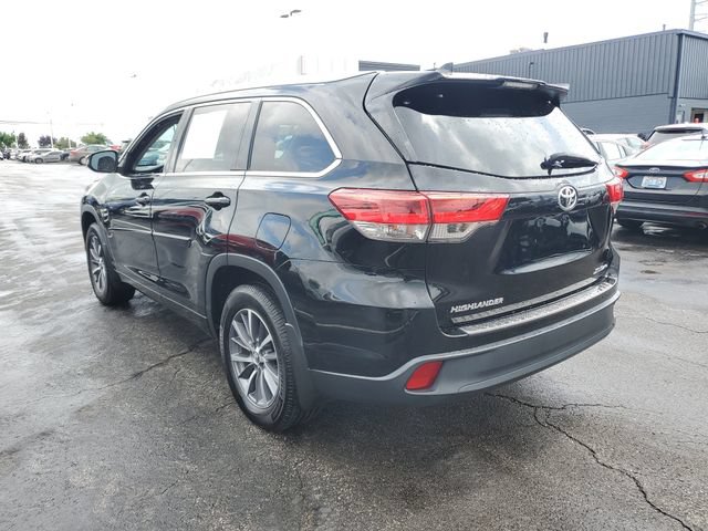 Used 2018 Toyota Highlander XLE w/ Protection Package #3 AWD/4WD image 3