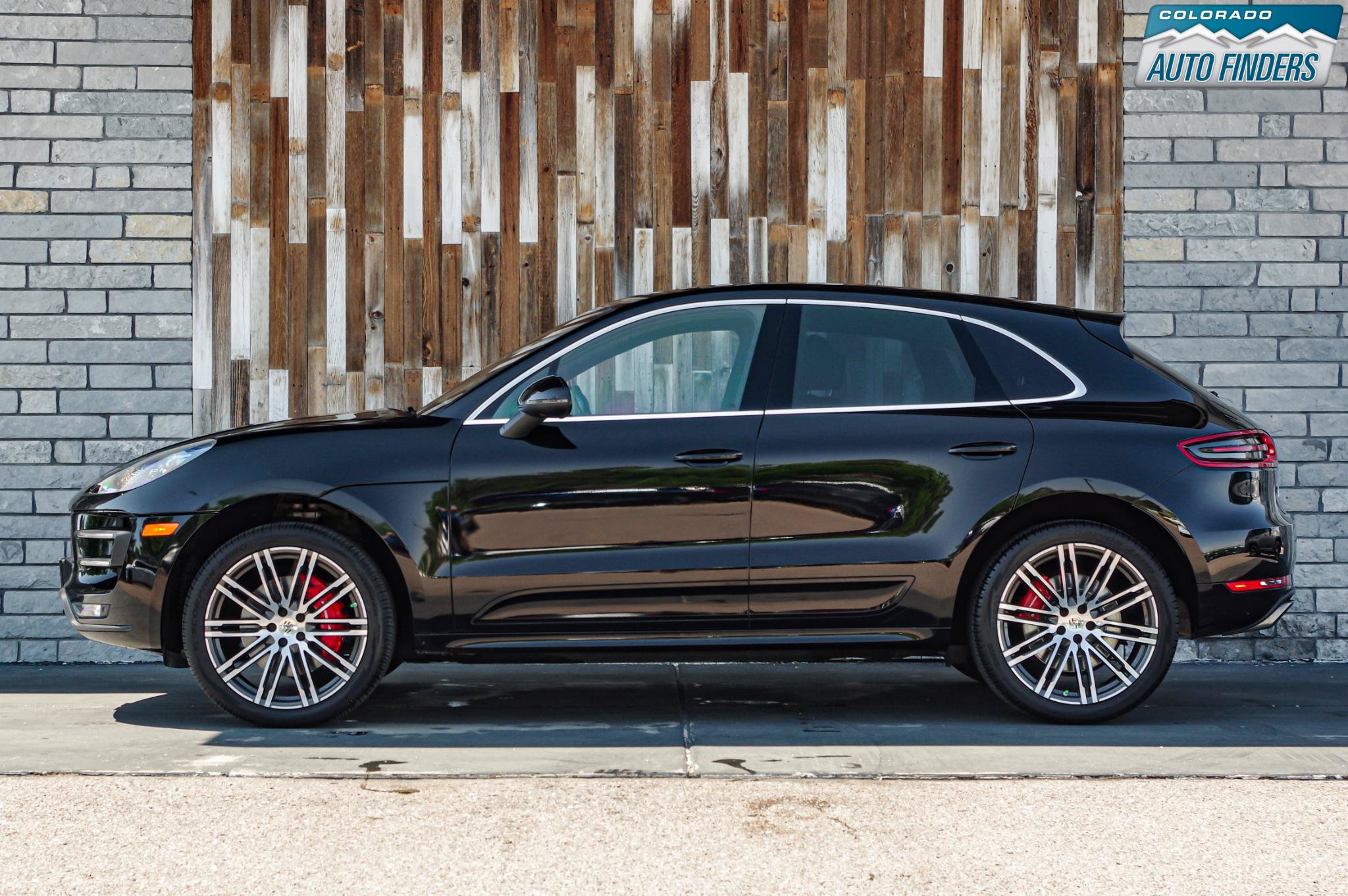 Used 2016 Porsche Macan Turbo AWD/4WD image 3
