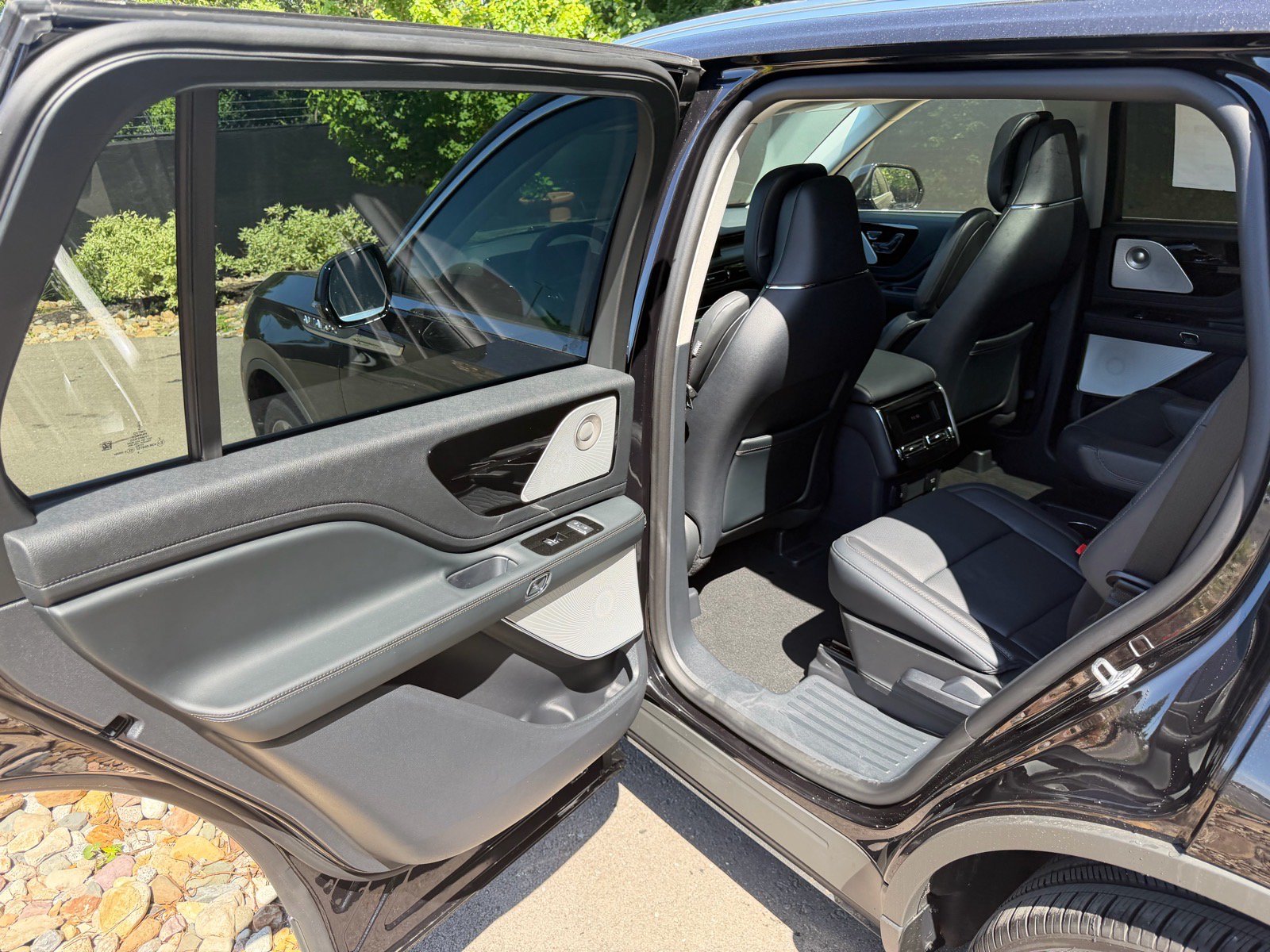 New 2026 Lincoln Aviator Reserve AWD/4WD image 19