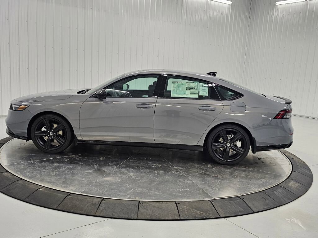 New 2025 Honda Accord Sport image 28