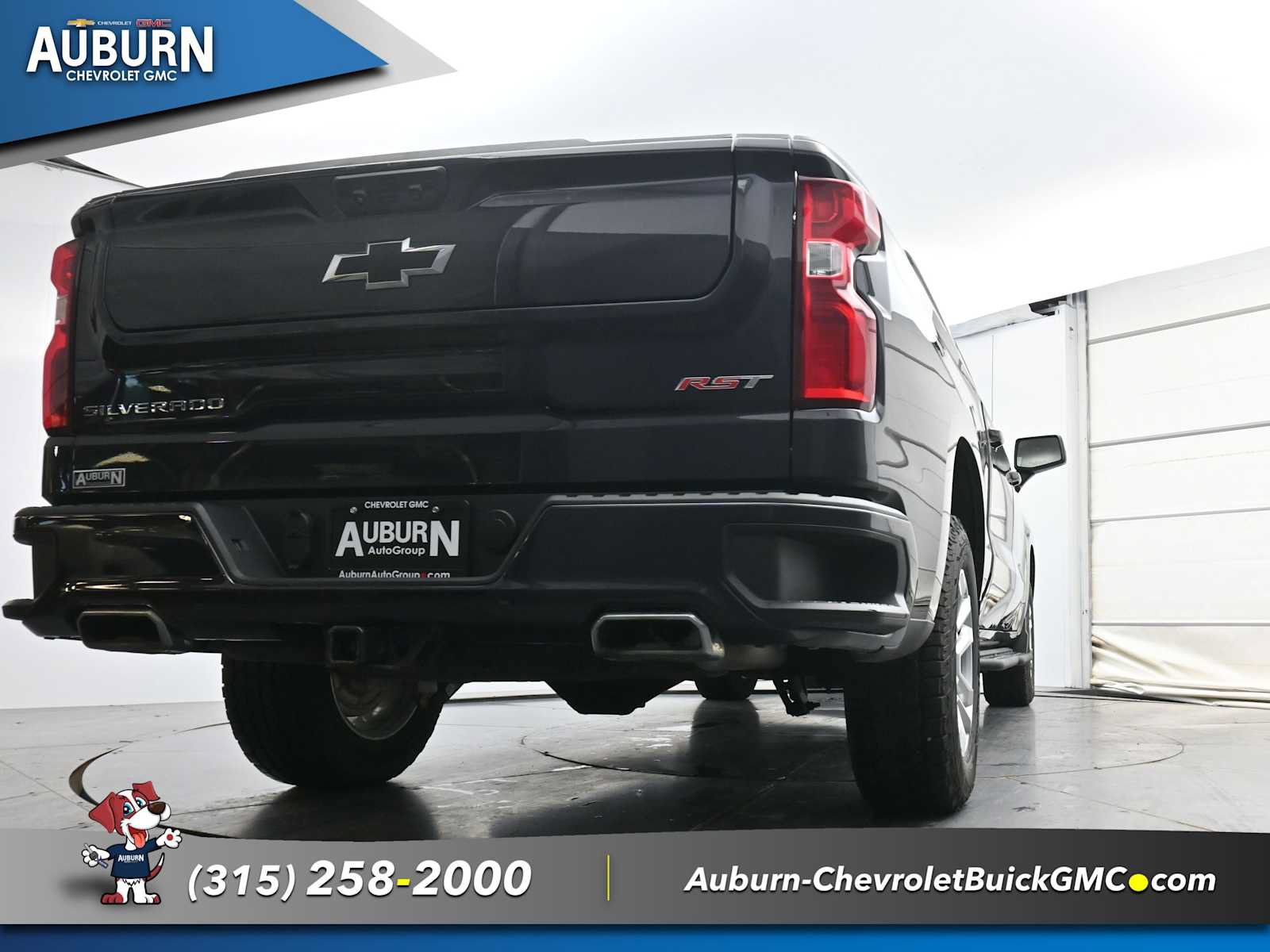 Used 2024 Chevrolet Silverado 1500 RST AWD/4WD image 23
