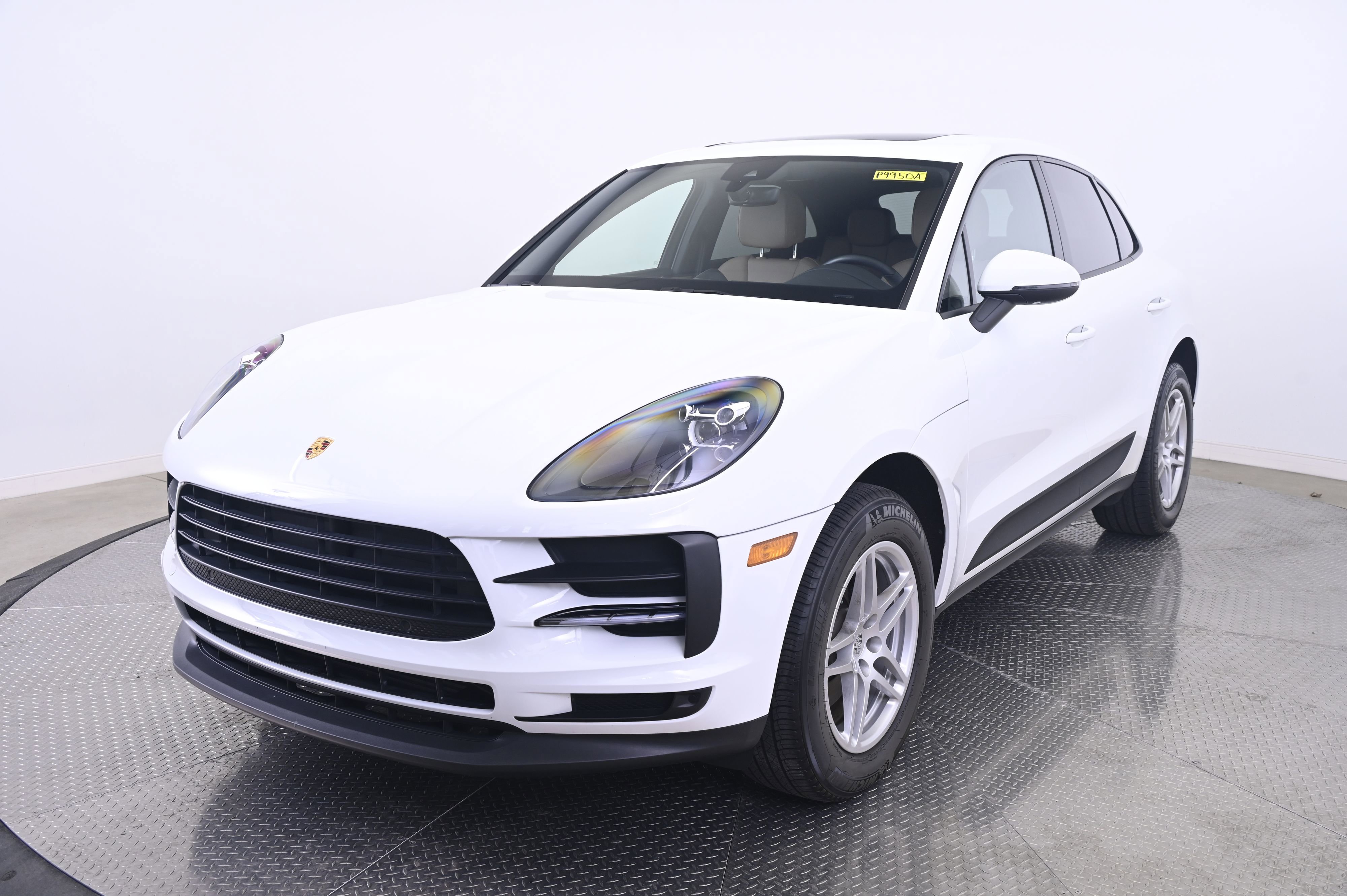 Used 2019 Porsche Macan image 1