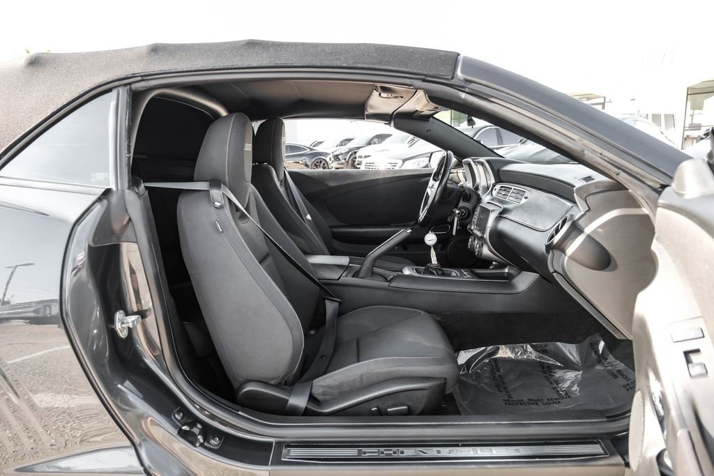 Used 2014 Chevrolet Camaro SS image 35