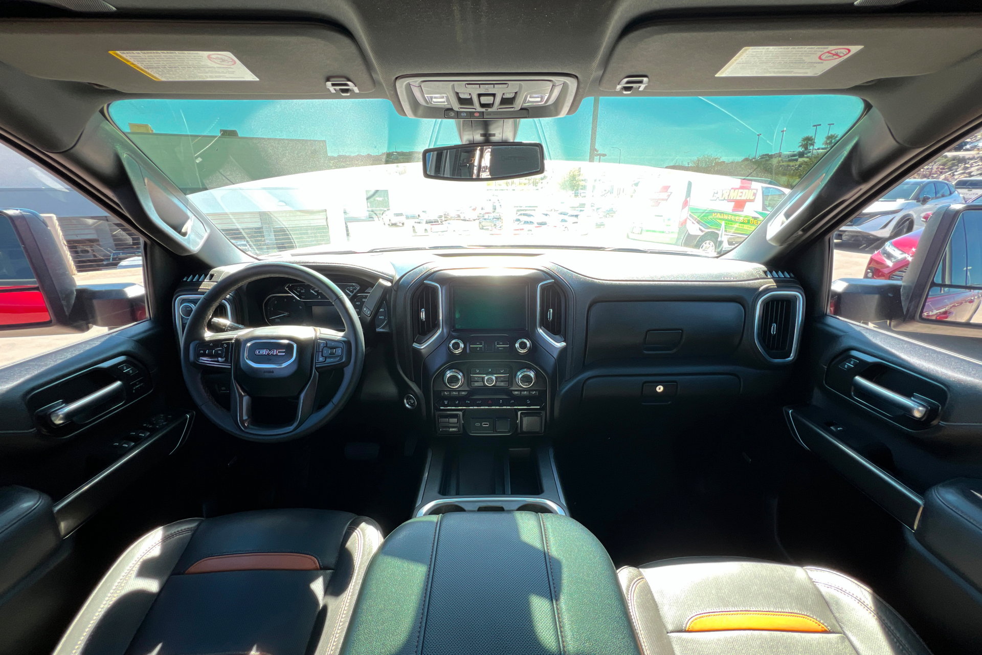 Used 2023 GMC Sierra 2500 AT4 w/ AT4 Preferred Package image 10