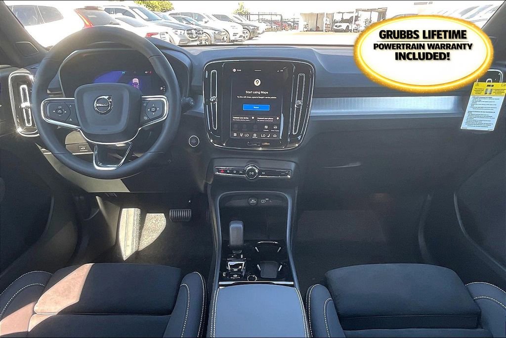 New 2026 Volvo XC40 B4 Plus w/ Protection Package Premier FWD image 9