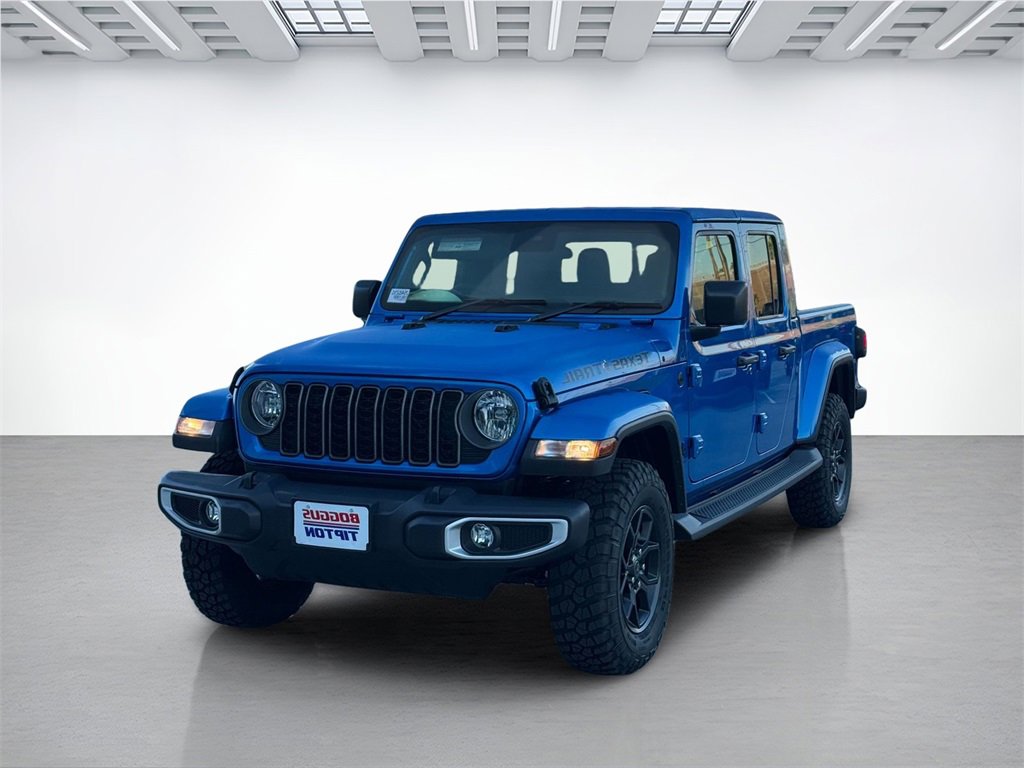 New 2025 Jeep Gladiator Sport image 3