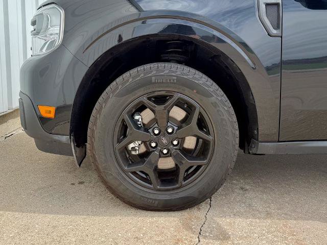 Certified 2024 Ford Maverick Lariat w/ FX4 Off-Road Package AWD/4WD image 37