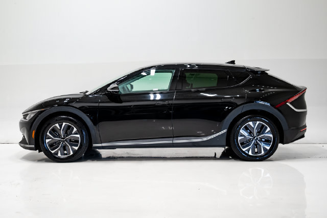 Used 2024 Kia EV6 Light AWD/4WD image 26