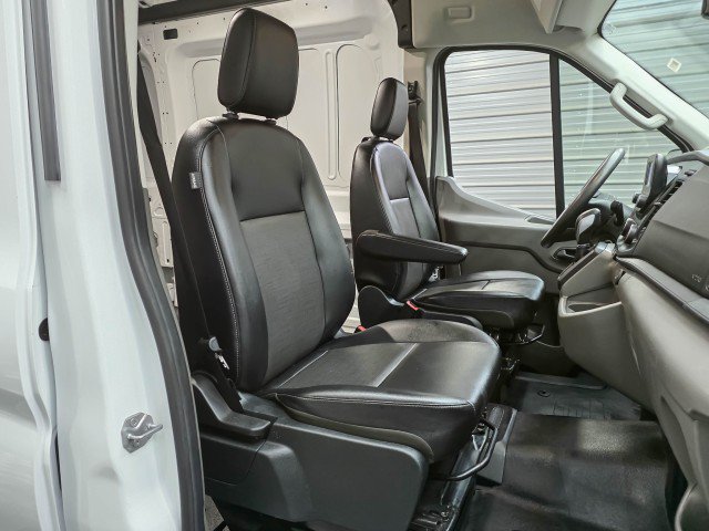 Used 2023 Ford Transit 250 Medium Roof AWD image 17