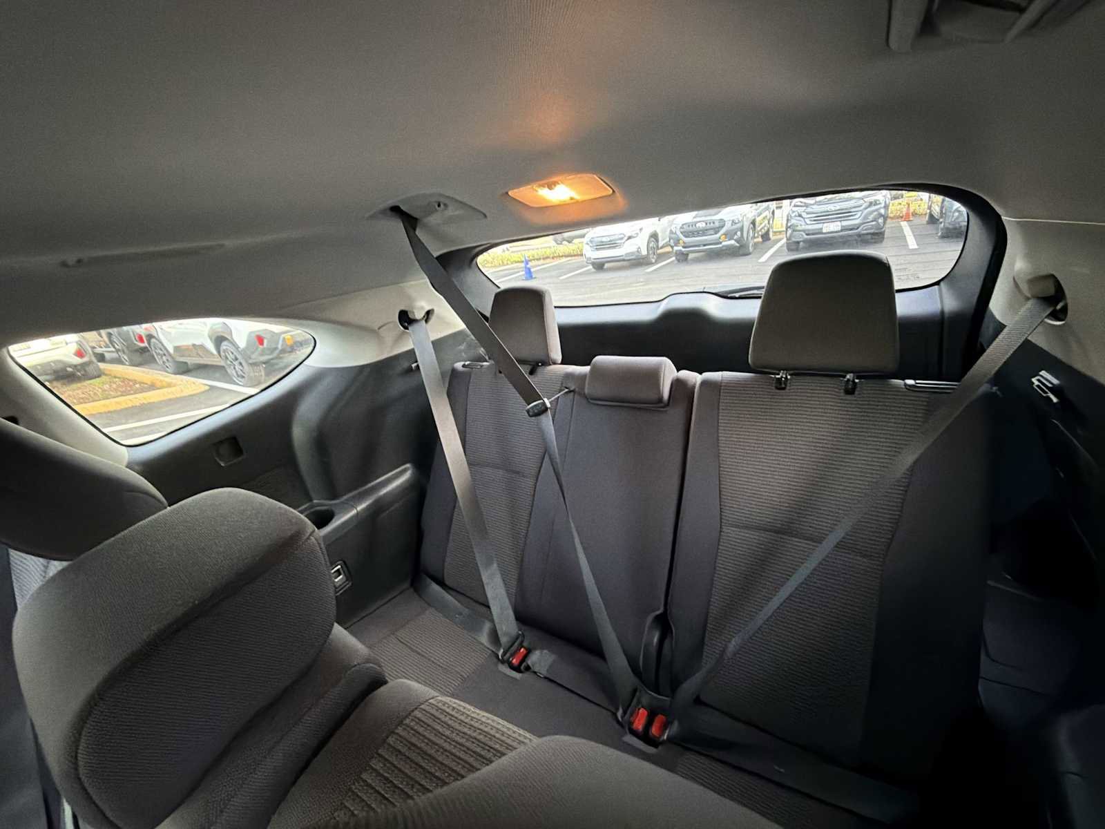 Used 2023 Toyota Highlander L image 24