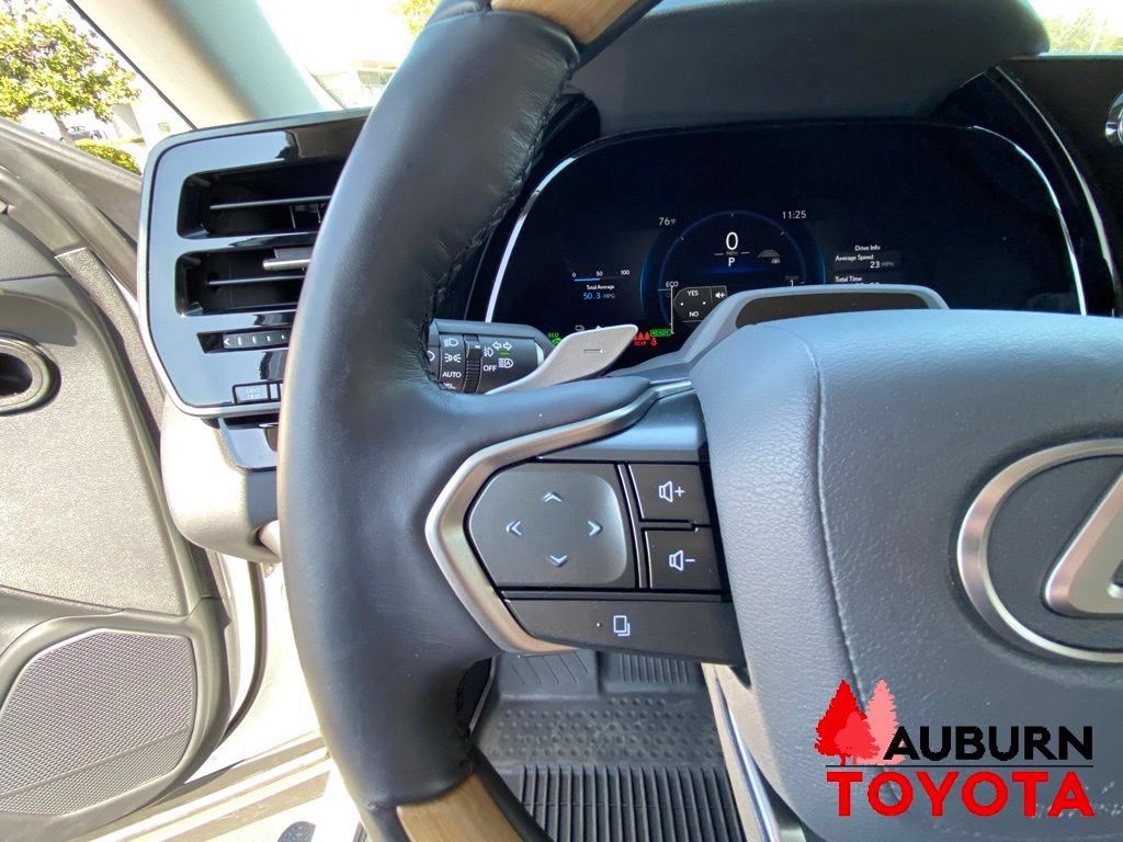Used 2026 Lexus RX 450h AWD w/ Convenience Package image 40