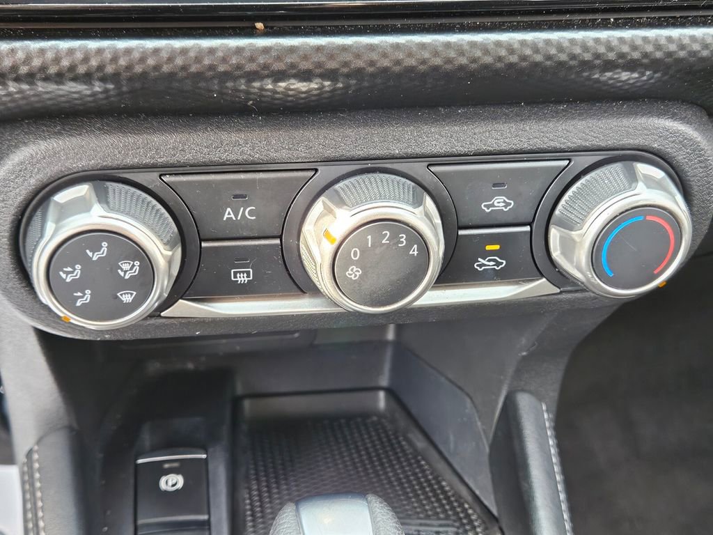 Used 2024 Nissan Kicks SV image 23