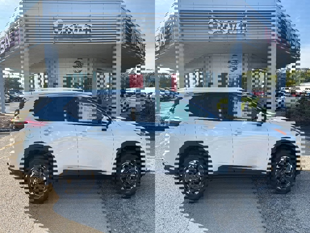 New 2026 Nissan Rogue SV image 3