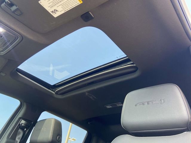 Used 2024 GMC Sierra 2500 AT4 w/ AT4 Premium Plus Package image 14